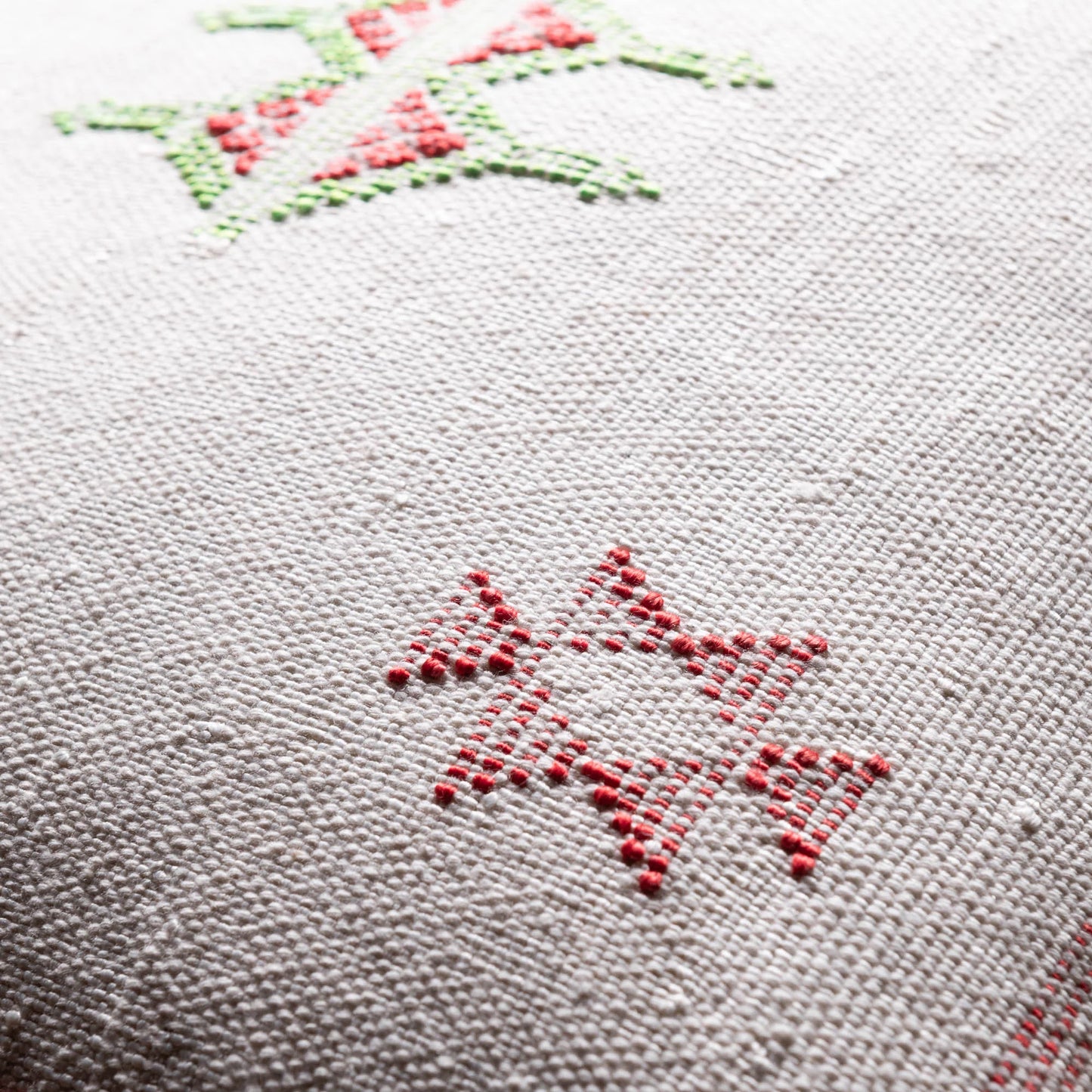 White Cactus Silk Pillow Cover