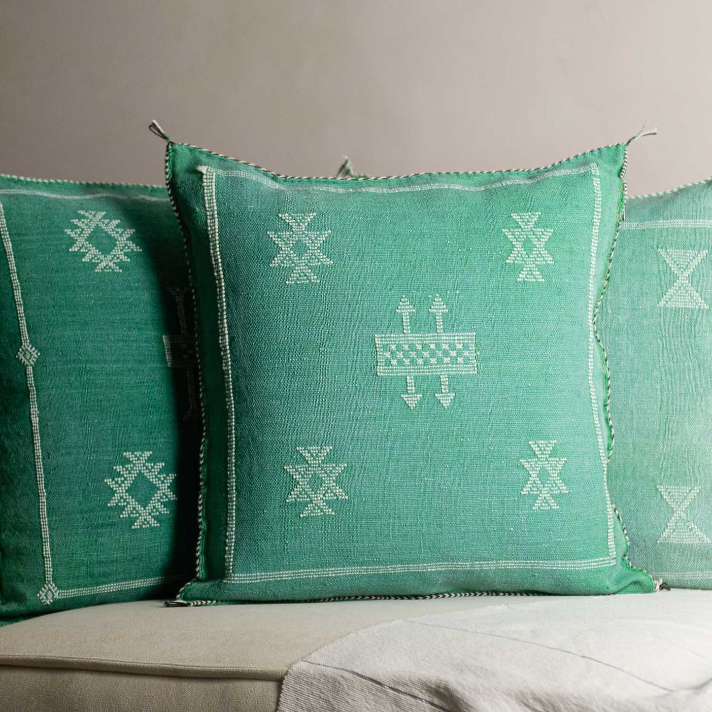 Green Cactus Silk Pillow Cover